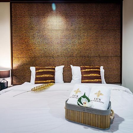 Lux Boutique Hotel Нонтабури Екстериор снимка