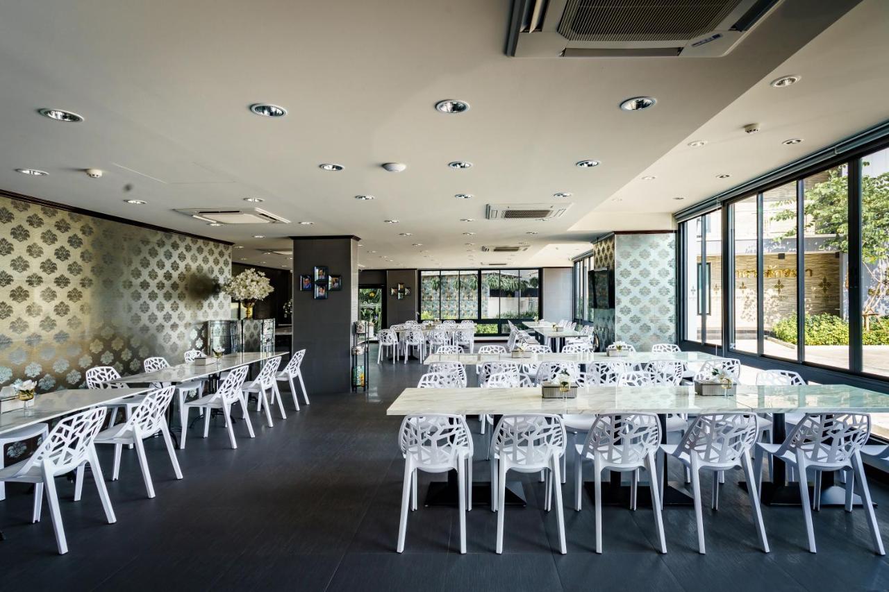 Lux Boutique Hotel Нонтабури Екстериор снимка